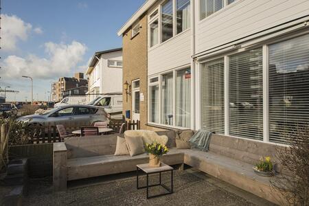 Strandhuis 122 studio