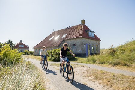 Familieboerderij met privé binnenzwembad en sauna | 10 personen